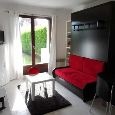 - 2 Pieces - Vue Jardin Daire